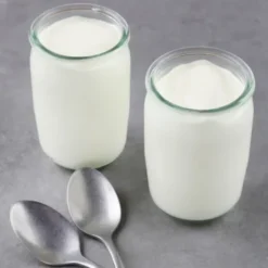 Yaourt nature brassé lait entier